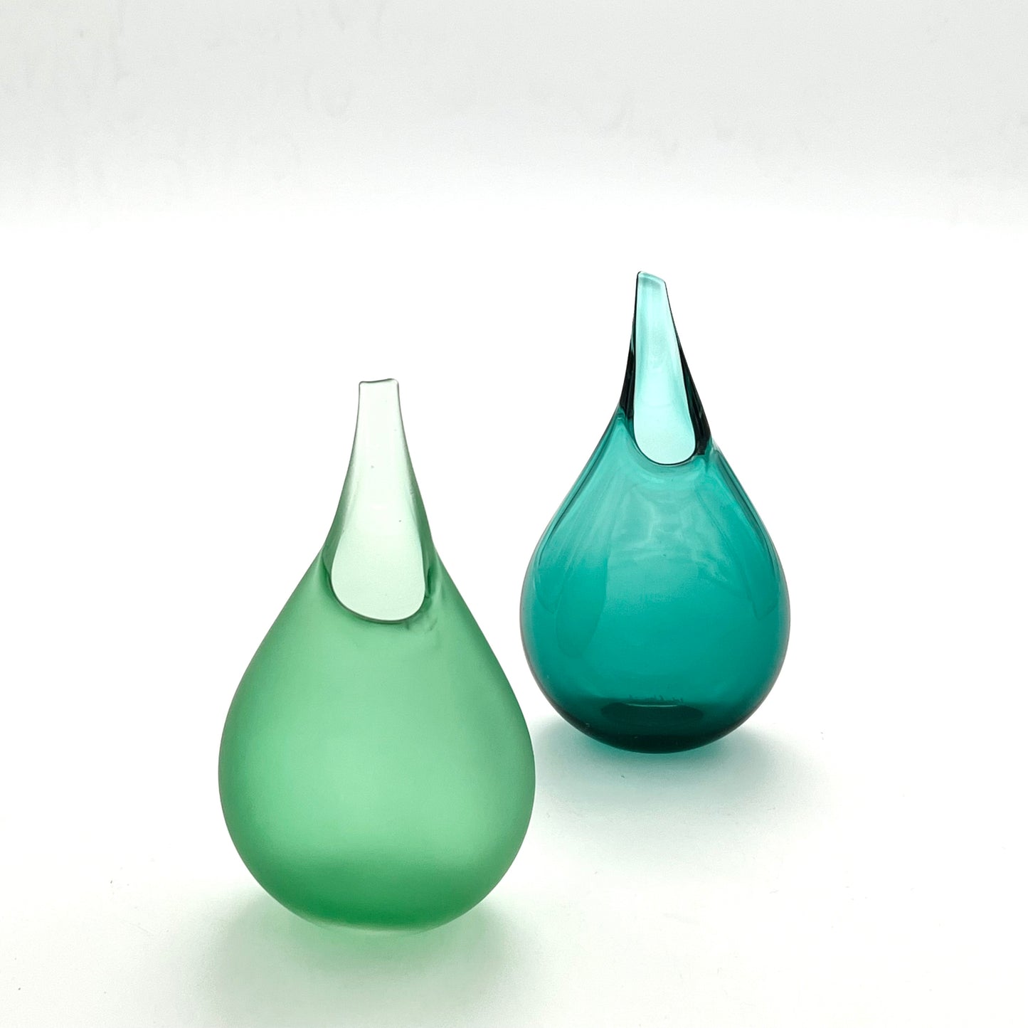 Green Matt Pod Vase Mini